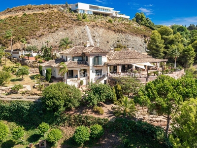 Villa for sale in Benahavís