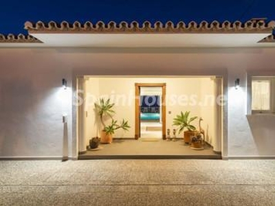 Villa for sale in Calaburra - Chaparral, Mijas