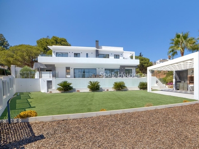 Villa for sale in Calaburra - Chaparral, Mijas