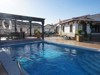 Villa en venta en Caleta de Vélez