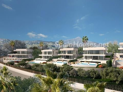 Villa en venta en Nueva Andalucía, Marbella