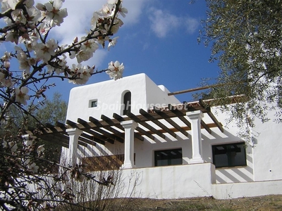 Villa en venta en Riogordo
