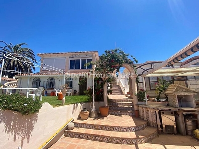 Villa en venta en Torrox Costa