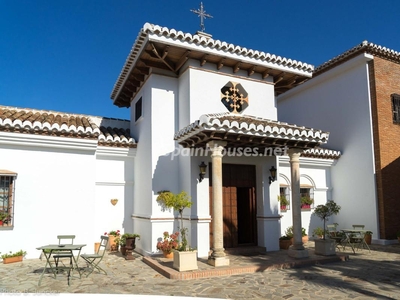 Villa for sale in Villanueva del Rosario