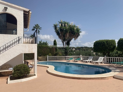 Villa to rent in Benissa -