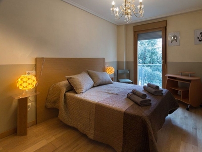 Alquiler de piso en Barrios Bajos - La Horta de 3 habitaciones con muebles y calefacción