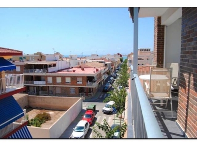 Apartamento en Alquiler en Pilar de la Horadada, Alicante