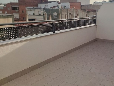 Ático en alquiler en Maria Auxiliadora - Barriada LLera de 1 habitación con terraza y garaje