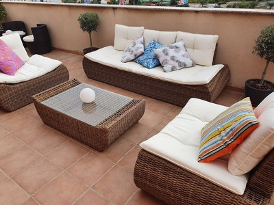 Ático en alquiler en Ronda Sur de 2 habitaciones con terraza y garaje