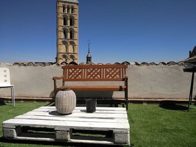 Dúplex en alquiler en Plaza Mayor - San Agustín de 4 habitaciones con terraza y muebles
