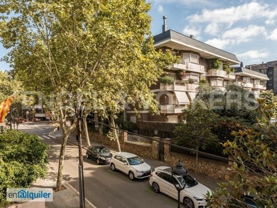 piso amueblado con parking en Tres Torres