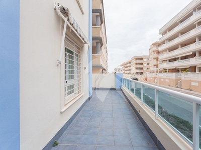 Piso en alquiler en Moncófar playa de 2 habitaciones con terraza y garaje