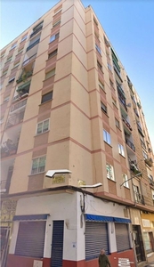 Piso en alquiler en Santa Marina - La Paz de 3 habitaciones con muebles y balcón