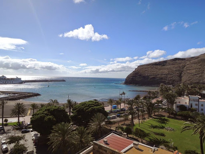 Venta de piso con terraza en San Sebastián de la Gomera