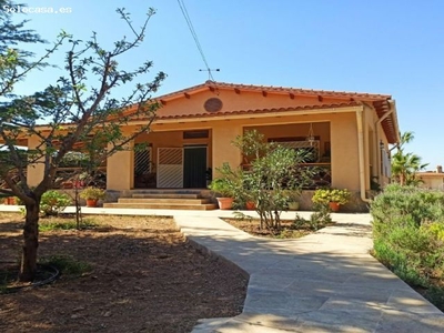 Villa en Venta en San Vicente del Raspeig, Alicante