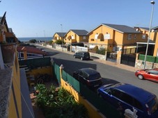 Venta Casa unifamiliar San Bartolomé de Tirajana. Con terraza 135 m²