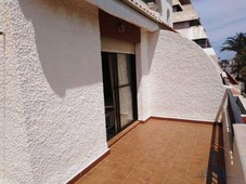 Venta Piso La Manga del Mar Menor. Piso de tres habitaciones Segunda planta con terraza