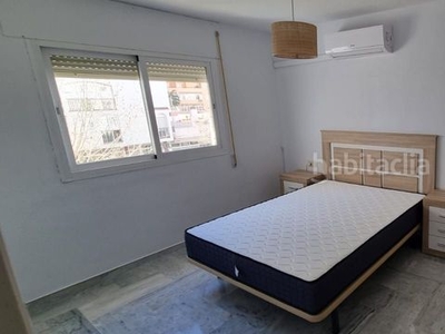 Alquiler apartamento con 2 habitaciones amueblado con ascensor, parking, piscina, calefacción y aire acondicionado en Fuengirola