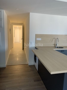 Alquiler apartamento con ascensor, calefacción y aire acondicionado en Lleida