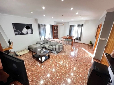 Alquiler ático 2 habitaciones alquiler en Alquenència - Venècia Alzira