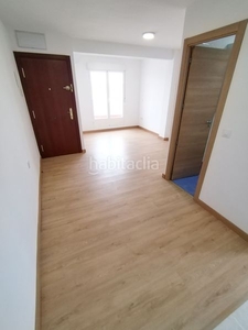 Alquiler ático con 2 habitaciones con aire acondicionado en Torrejón de Ardoz