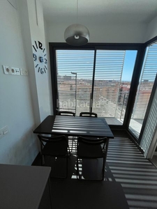 Alquiler ático con 3 habitaciones amueblado con ascensor, calefacción y aire acondicionado en Tarragona