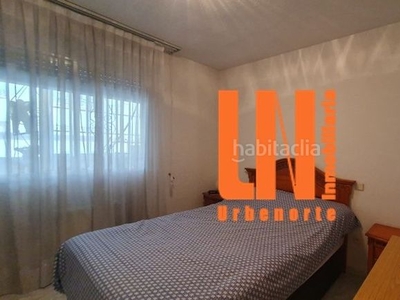 Alquiler piso amplio de 3 dormitorios y dos baños. garaje. en Villanueva de la Cañada