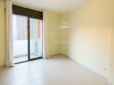 Alquiler piso bonito piso en poblenou / diagonal en Barcelona