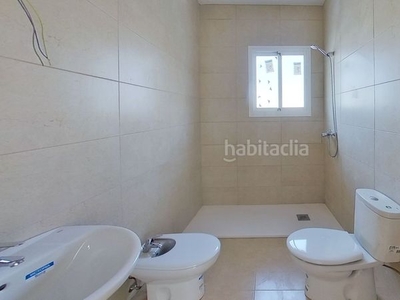 Alquiler piso casa en alquiler 3 habitaciones 1 baños. en Málaga