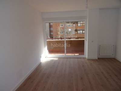 Alquiler piso con 3 habitaciones con ascensor, parking y calefacción en Tres Cantos