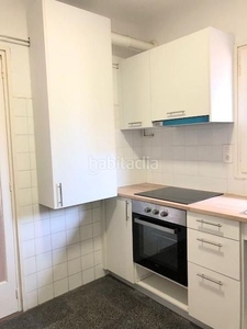 Alquiler piso con 4 habitaciones con calefacción en Manresa