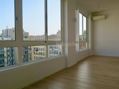 Alquiler piso en carrer mallorca salon 54 m2 a sur. reformado en Barcelona