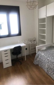 Alquiler piso en de la térmica 24 piso con 2 habitaciones amueblado con ascensor, parking y aire acondicionado en Málaga