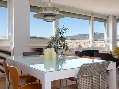 Alquiler piso moderno de temporada de 1 a 11 meses en en Barcelona