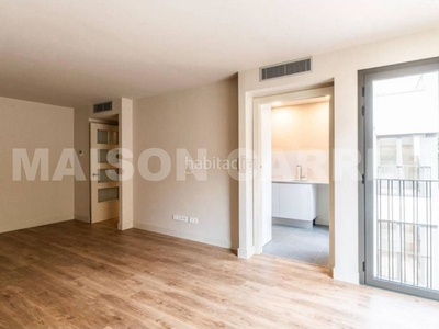 Alquiler piso precioso piso con perfectos acabados en mare de déu del coll, parking y trastero incluidos en Barcelona