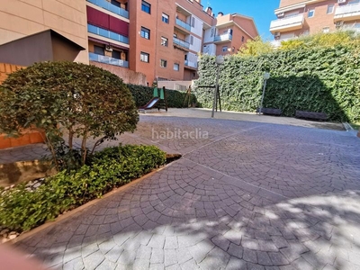 Alquiler planta baja fantástica planta baja , amueblada con dos terrazas y plaza de parking en Castelldefels