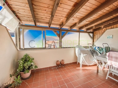 Apartamento con 4 habitaciones con calefacción, aire acondicionado y vistas a la montaña en Vélez - Málaga