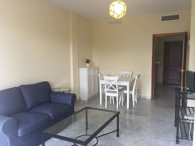 Apartamento en calle de la santa maría apartamento con 2 habitaciones con ascensor, parking y aire acondicionado en Mairena del Aljarafe