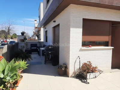 Casa adosada chalet adosado, de 4 habitaciones con garaje doble en Guadalupe, en Murcia