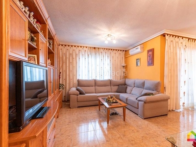 Casa con 6 habitaciones con parking, calefacción y aire acondicionado en Illescas