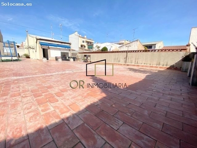 Casa con almacén en Poble nou, Vilafranca del Penedès