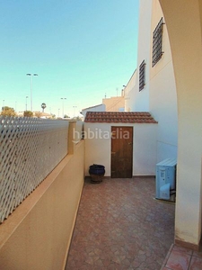 Casa pareada en calle bahia de portman 1 en esquina, reformada, como nueva en San Pedro del Pinatar