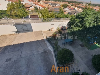 Chalet con 4 habitaciones con parking y aire acondicionado en Aranjuez