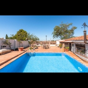 Chalet villa en venta 3 habitaciones 2 baños. en Zona Miraflores Marbella