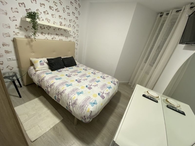 Habitaciones en C/ Centro, Logroño por 290€ al mes