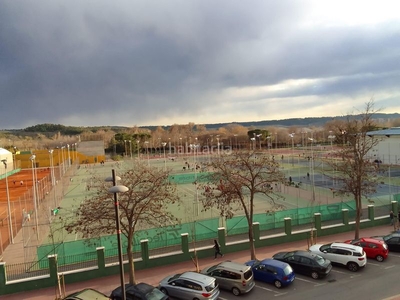 Piso junto a polideportivo y centro comercial el Val en Alcalá de Henares