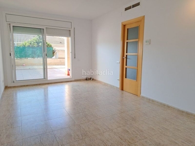 Planta baja con piscina, gran terraza, parking y trastero en Segur de Calafell