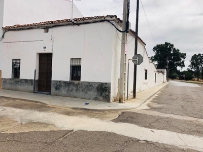 Adosado en Granja de Torrehermosa