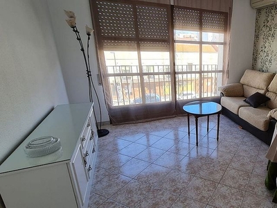 Alquiler de piso en Pozoblanco de 2 habitaciones con terraza y muebles