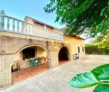 Casa con terreno en Córdoba